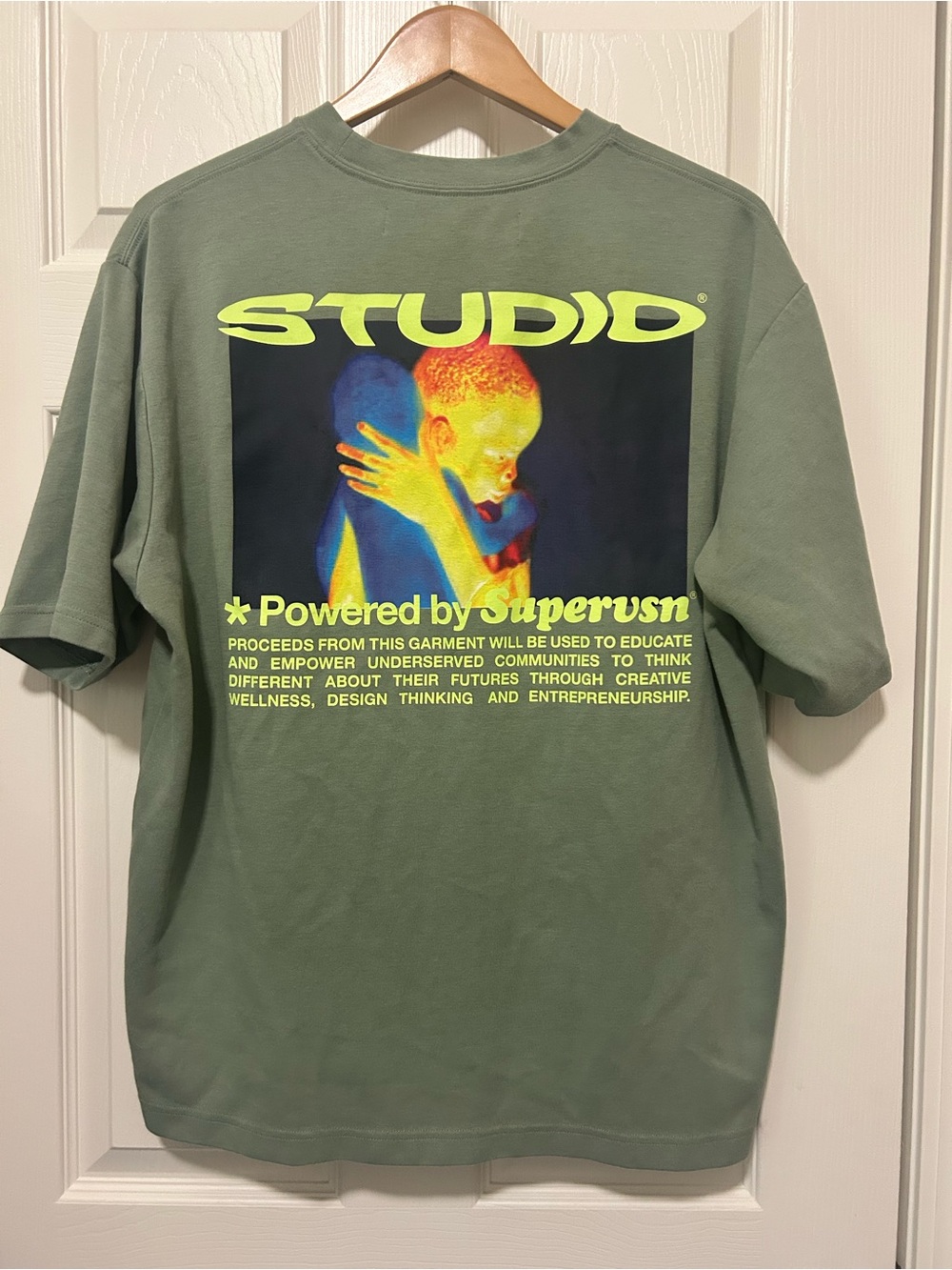 STUDIO Powered by Supervsn T-Shirt Green Measurements in Description